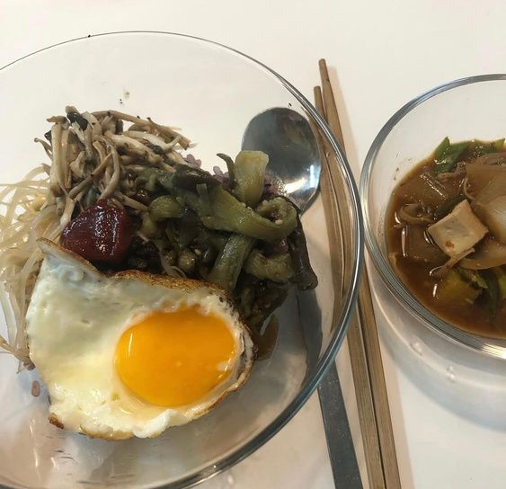 가지나물비빔밥